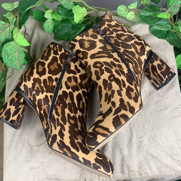Azura Italian Fashion RokNRol Leopard Print Bootie Boots - Picture 15 of 17